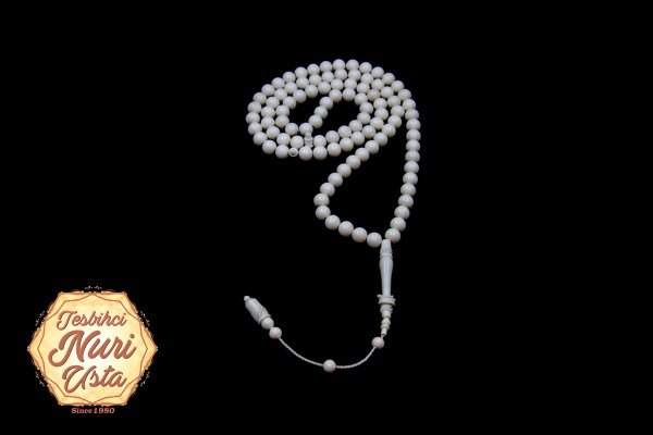 99'LU TAM KÜRE DEVE KEMİĞİ DESTAR İŞLEMELİ HALKALI İMAME SİSTEMLİ PÜSKÜLLÜ EL YAPIMI TESBİH